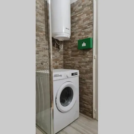 Apartamento Excelente Vista Sobre Cidade E Rio - 7º Andar *