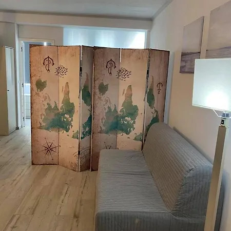 Apartamento Excelente Vista Sobre Cidade E Rio - 7º Andar *